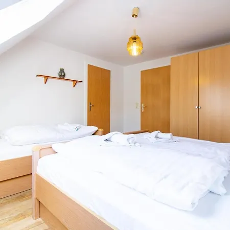 Burg Rotraut #6 Lägenhet